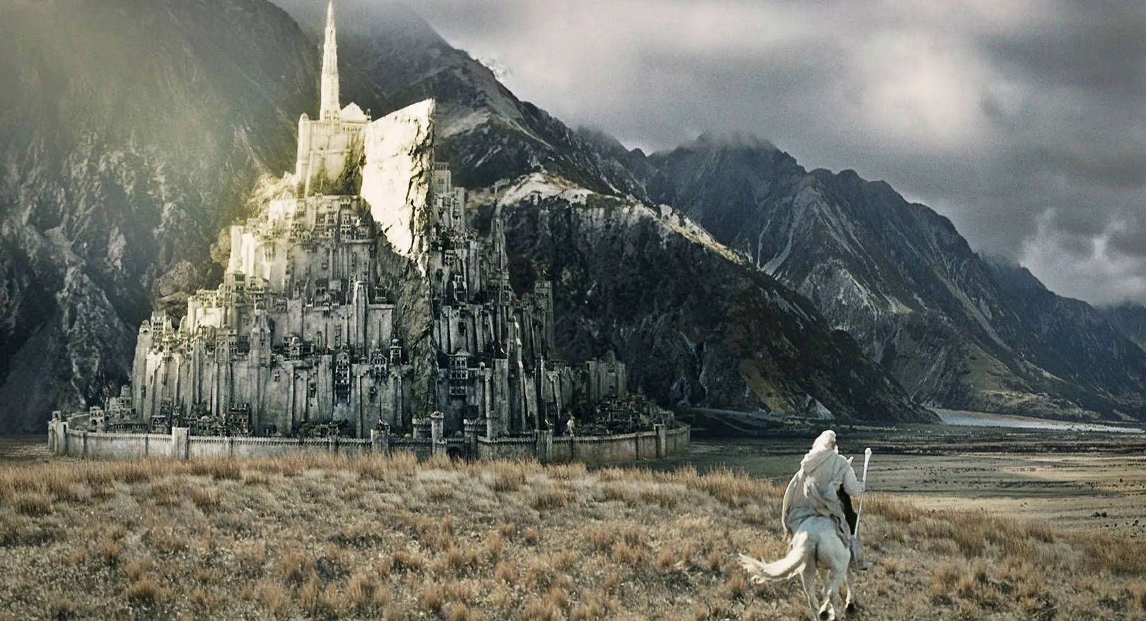 4K فارس الخواتم حصان مع قلعة خلفية