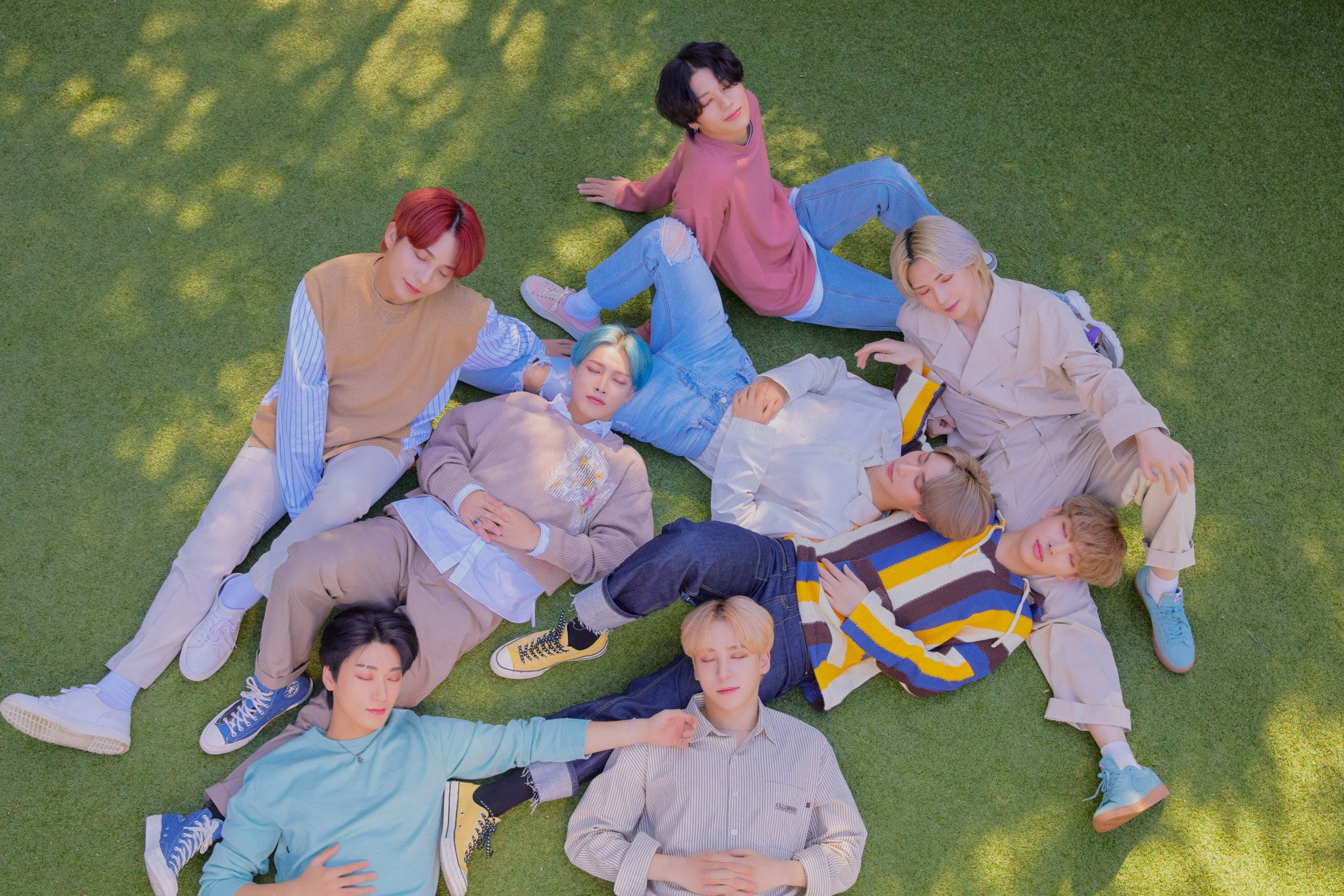 ATEEZ في الحقل خلفية