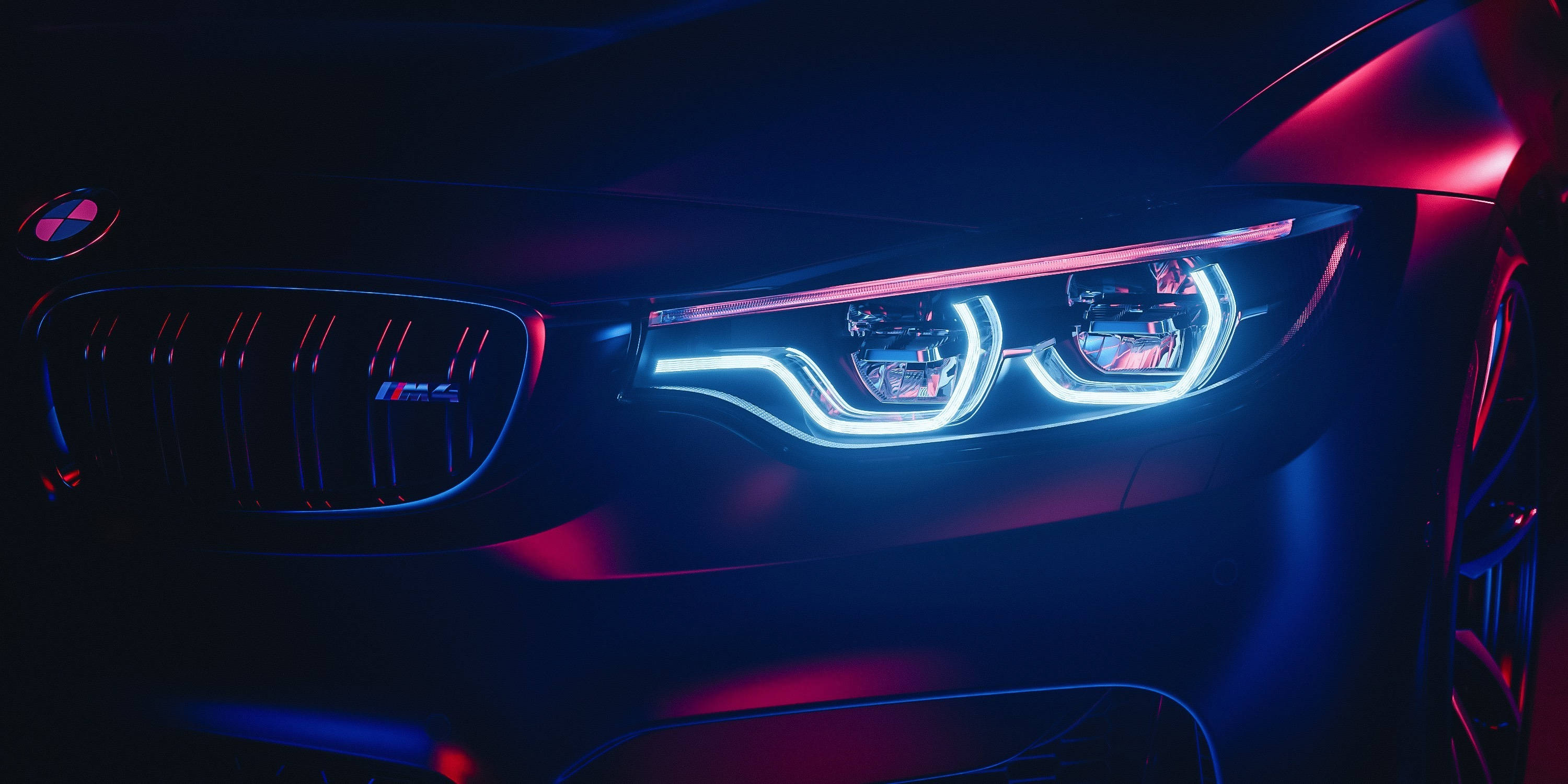 مصابيح BMW M4 الأمامية بدقة Full HD خلفية