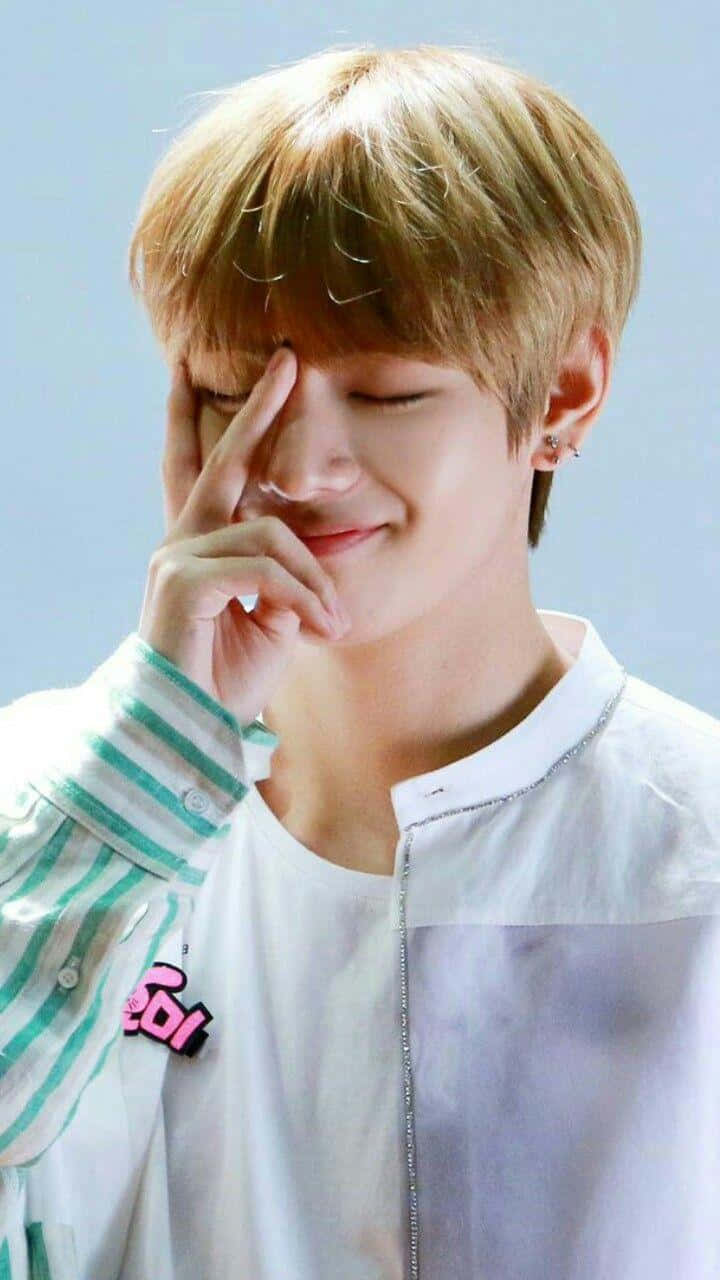 فيتامين النصر من BTS V! خلفية