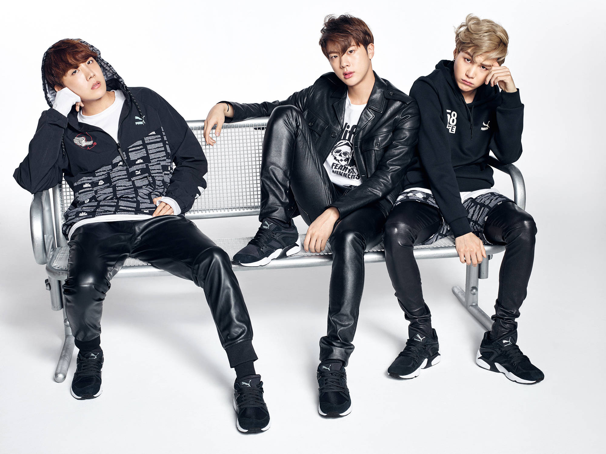 خط الهيونغ الجمالي لفرقة BTS خلفية