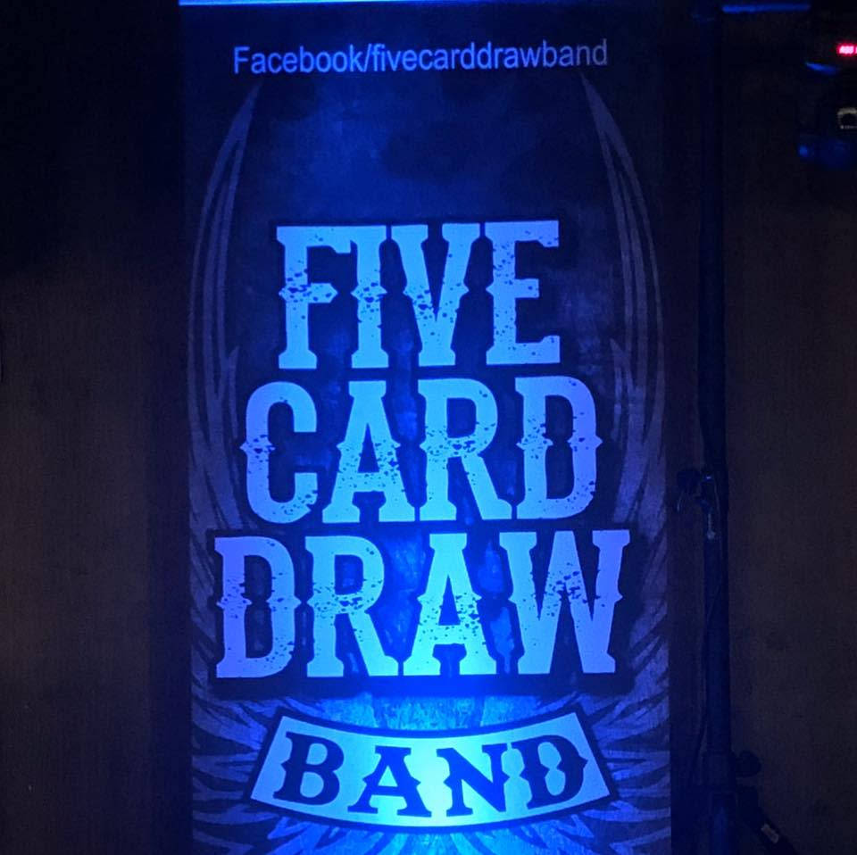 فرقة Five-Card Draw خلفية
