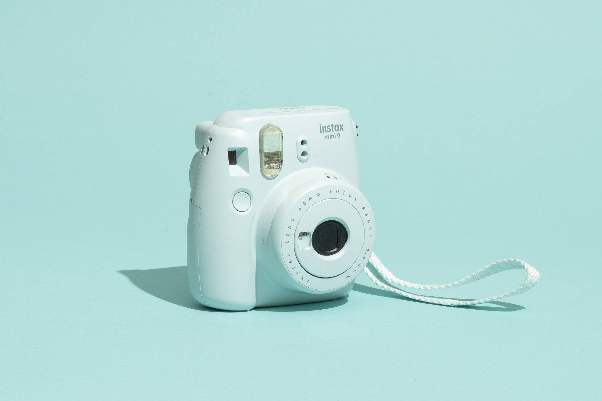 كاميرا Instax Mini 9 خلفية