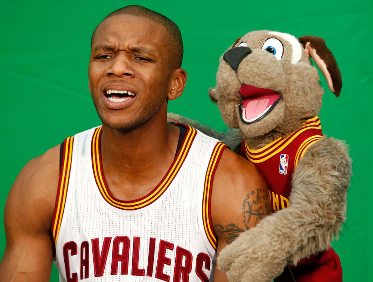 صورة مضحكة لدمية NBA تلتقط خلفية