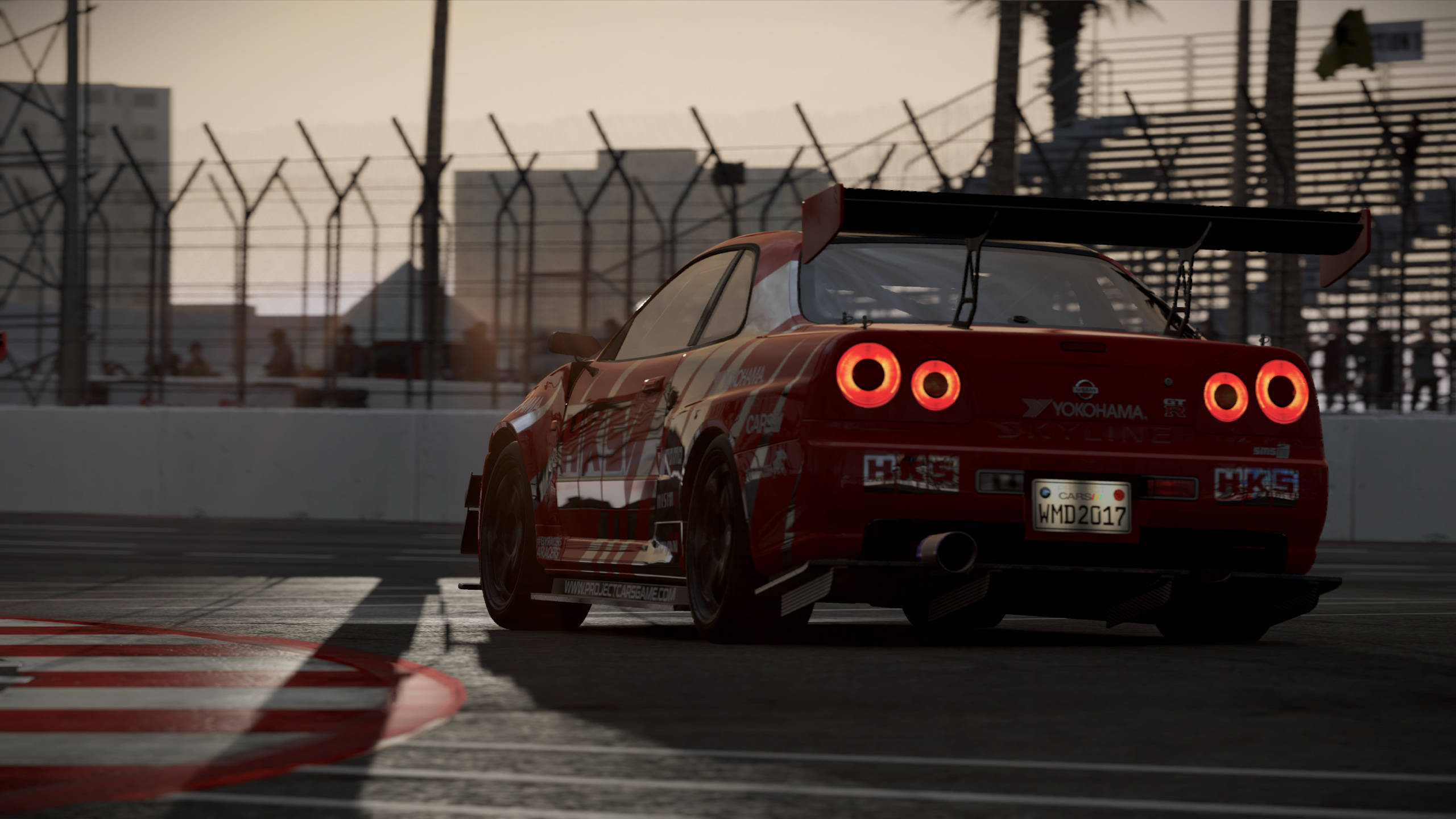 سيارة نيسان سكاي لاين جي تي آر R34 من لعبة Project Cars خلفية