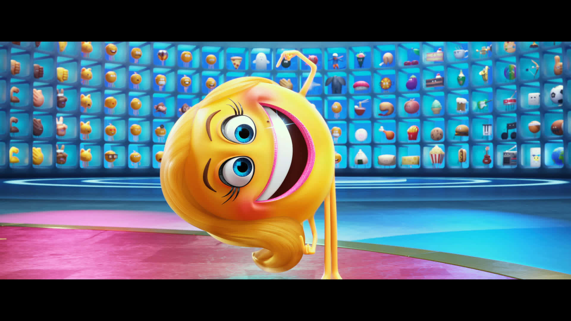 مشاعر السعادة تغمر Smiler في فيلم The Emoji Movie خلفية