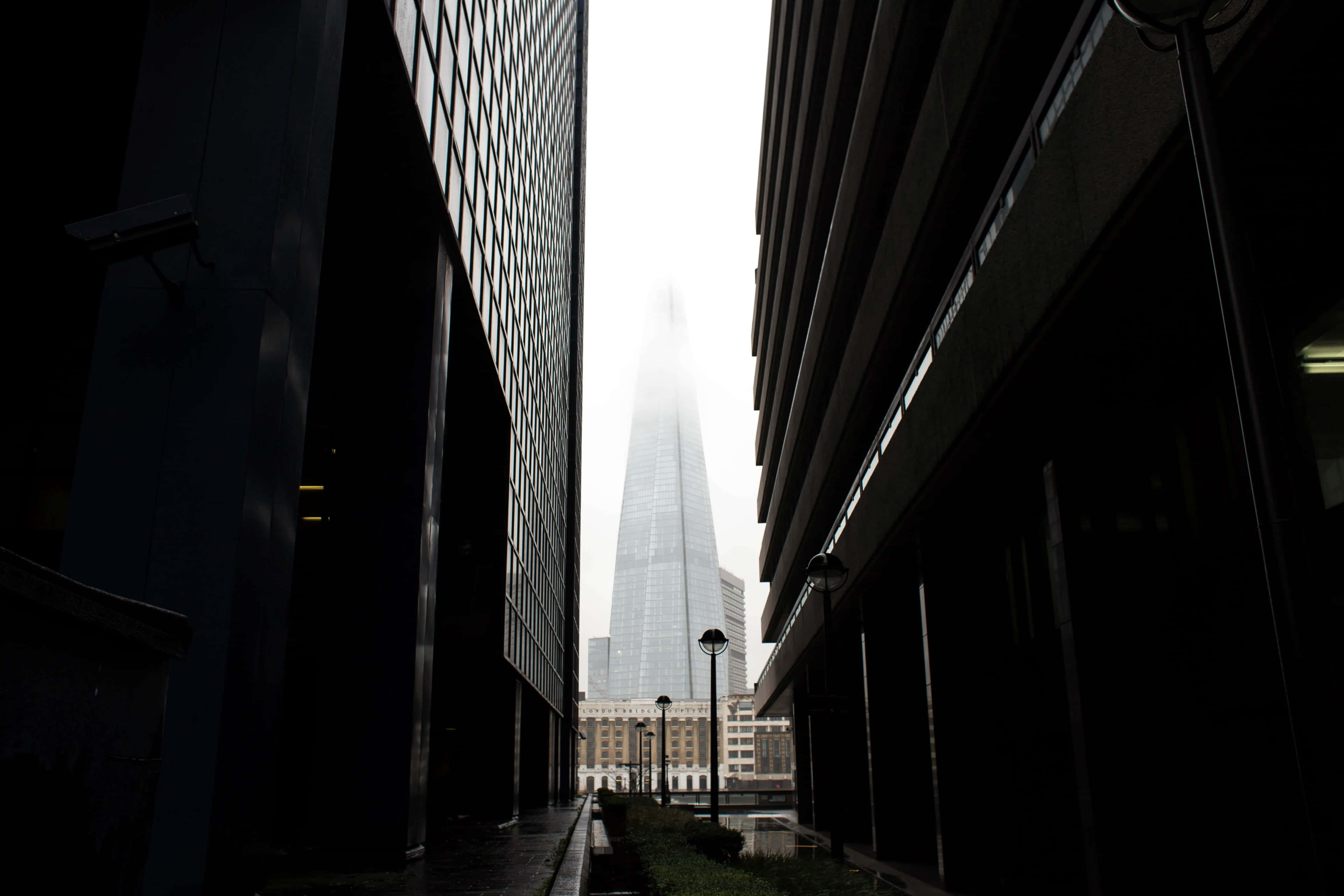 تصوير أنيق لبرج The Shard خلفية