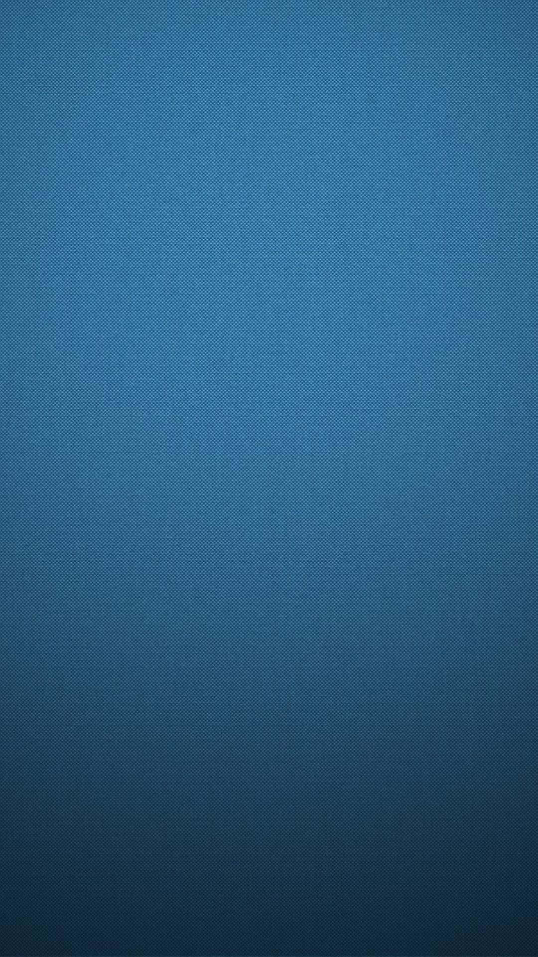 آيفون أزرق صلب