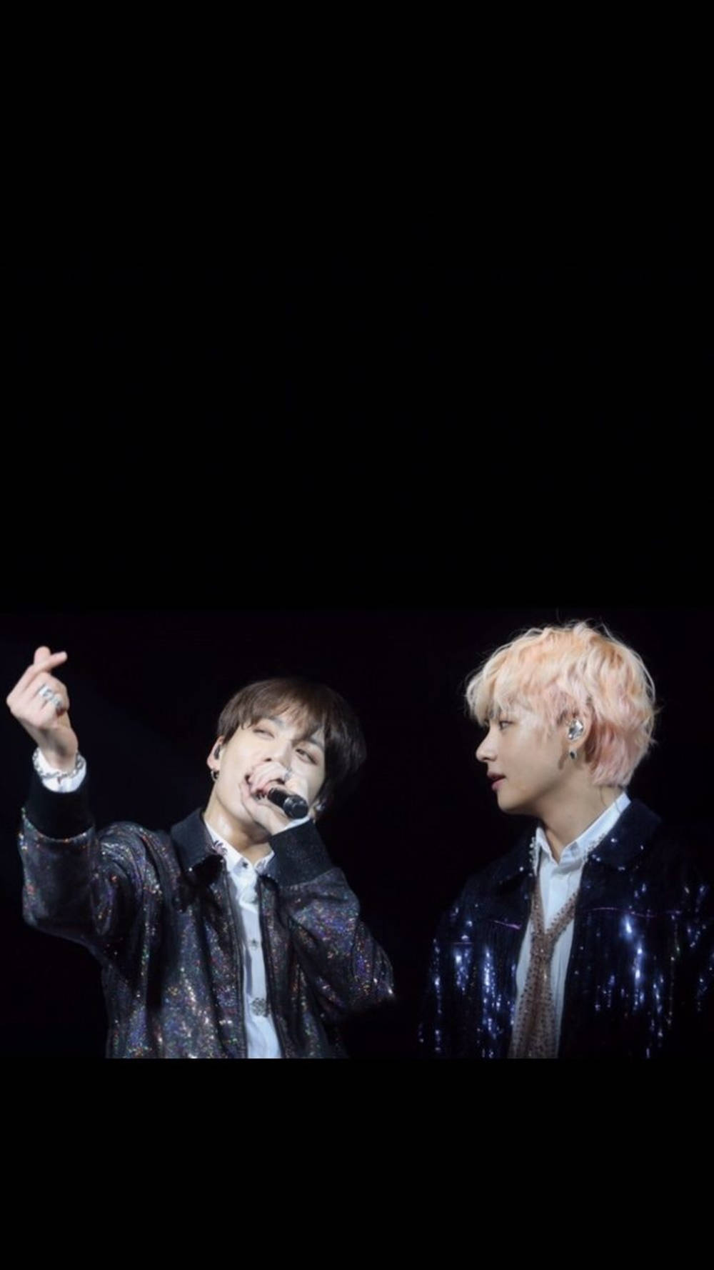 أداء BTS جيه كاي وفيفي جولة أحب نفسك خلفية