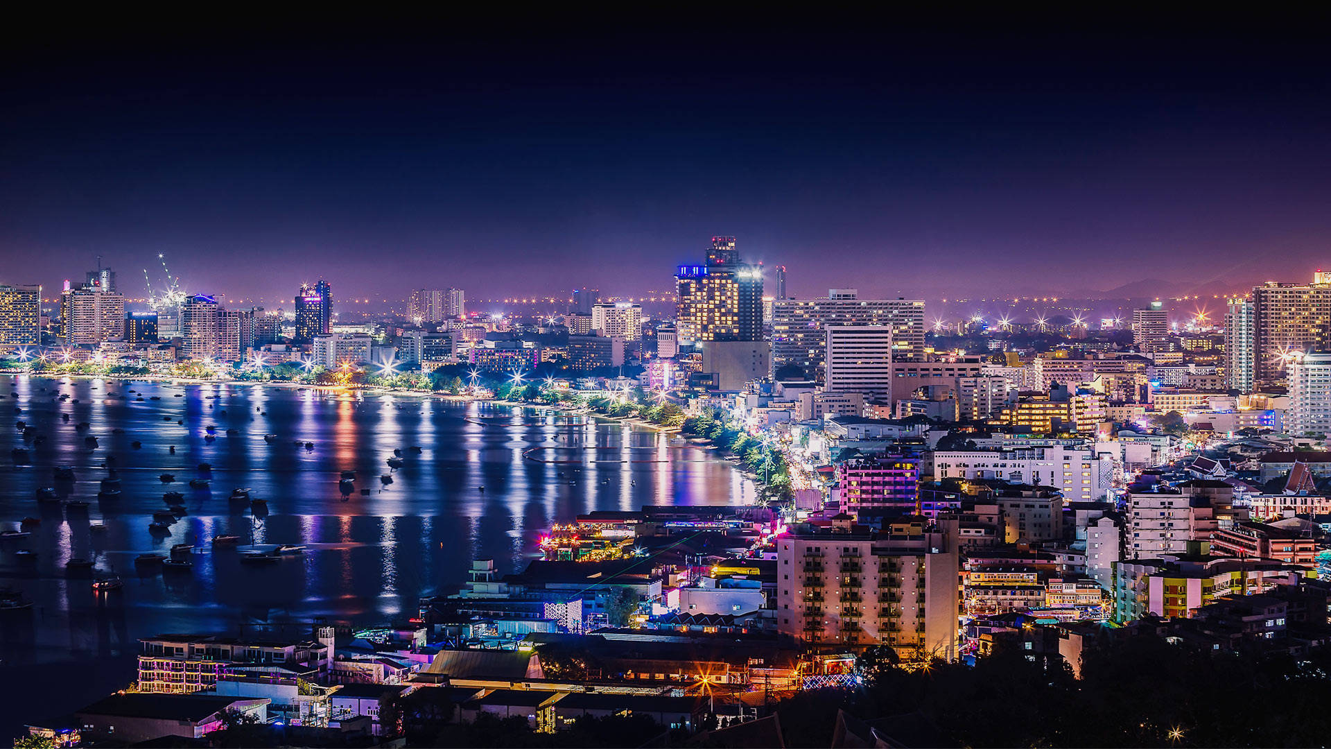 أضواء مدينة باتايا الجميلة خلفية
