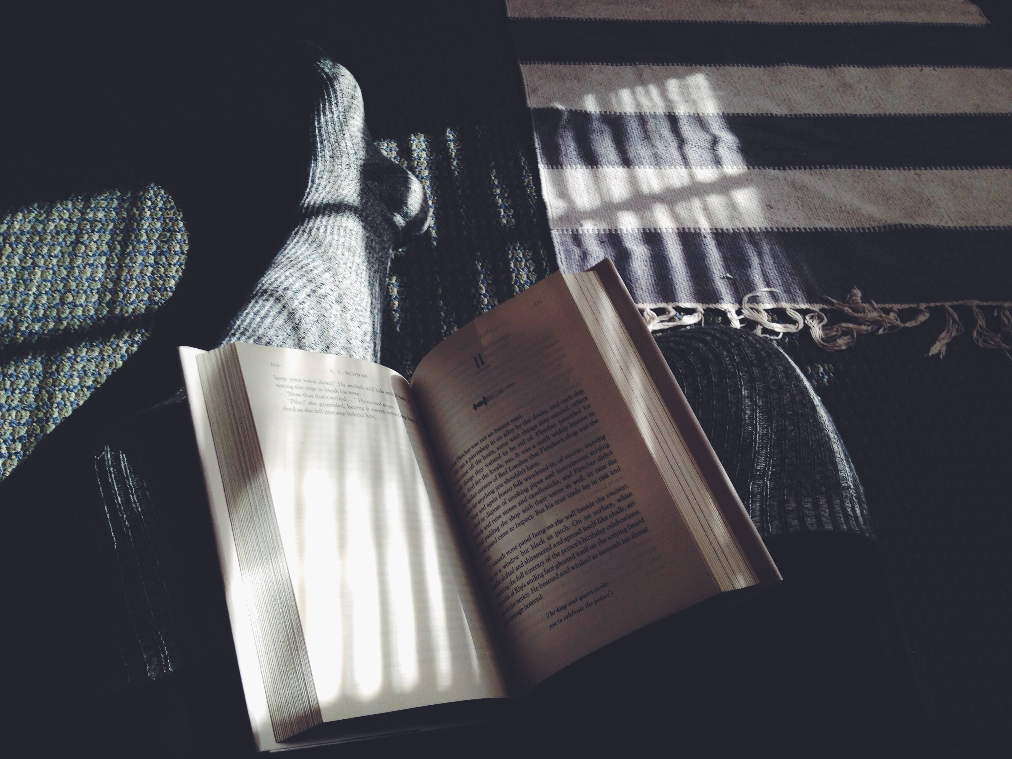 جمالية الكتاب المشمس خلفية