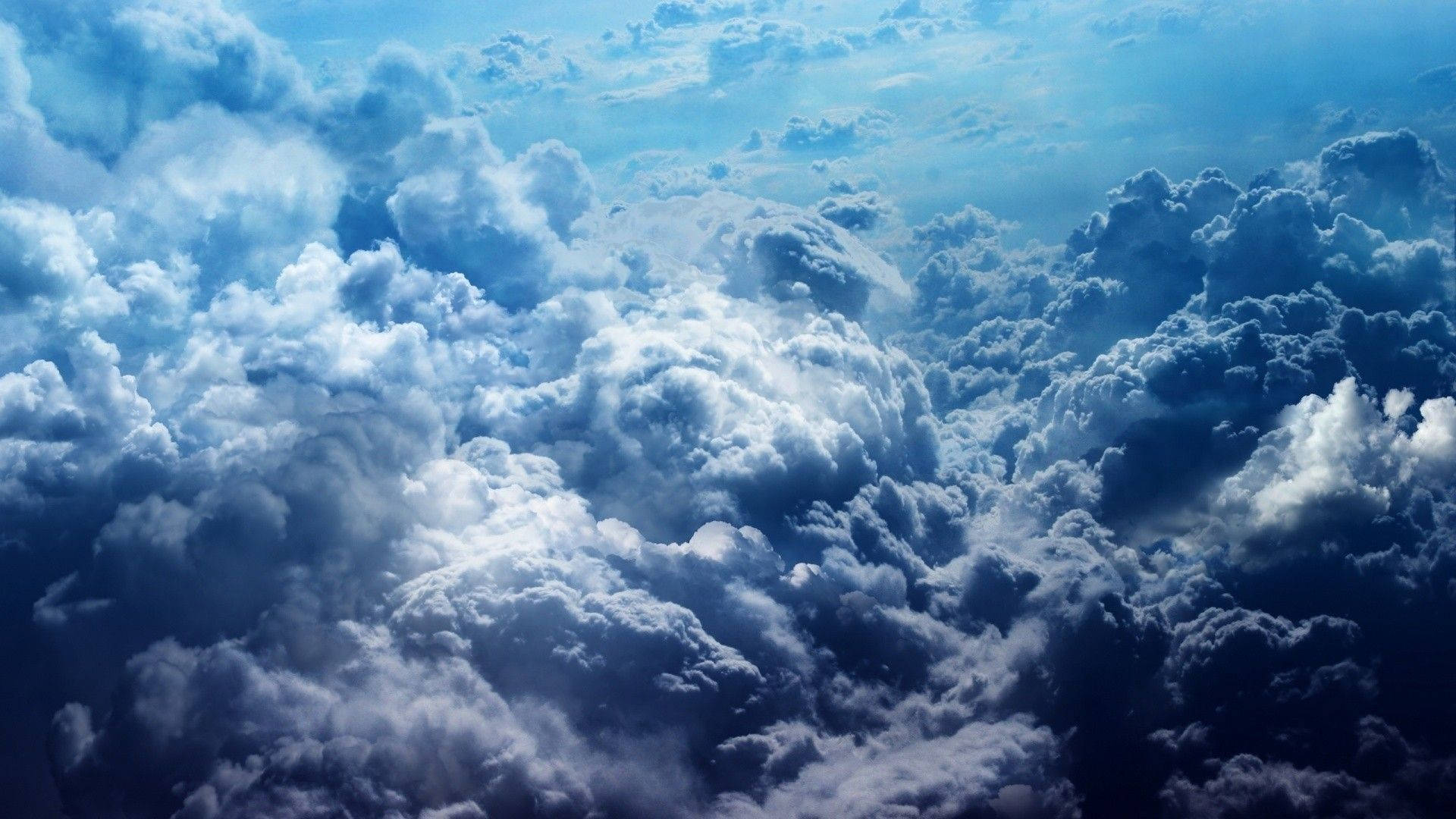 سحب العاصفة الجمالية لماك خلفية