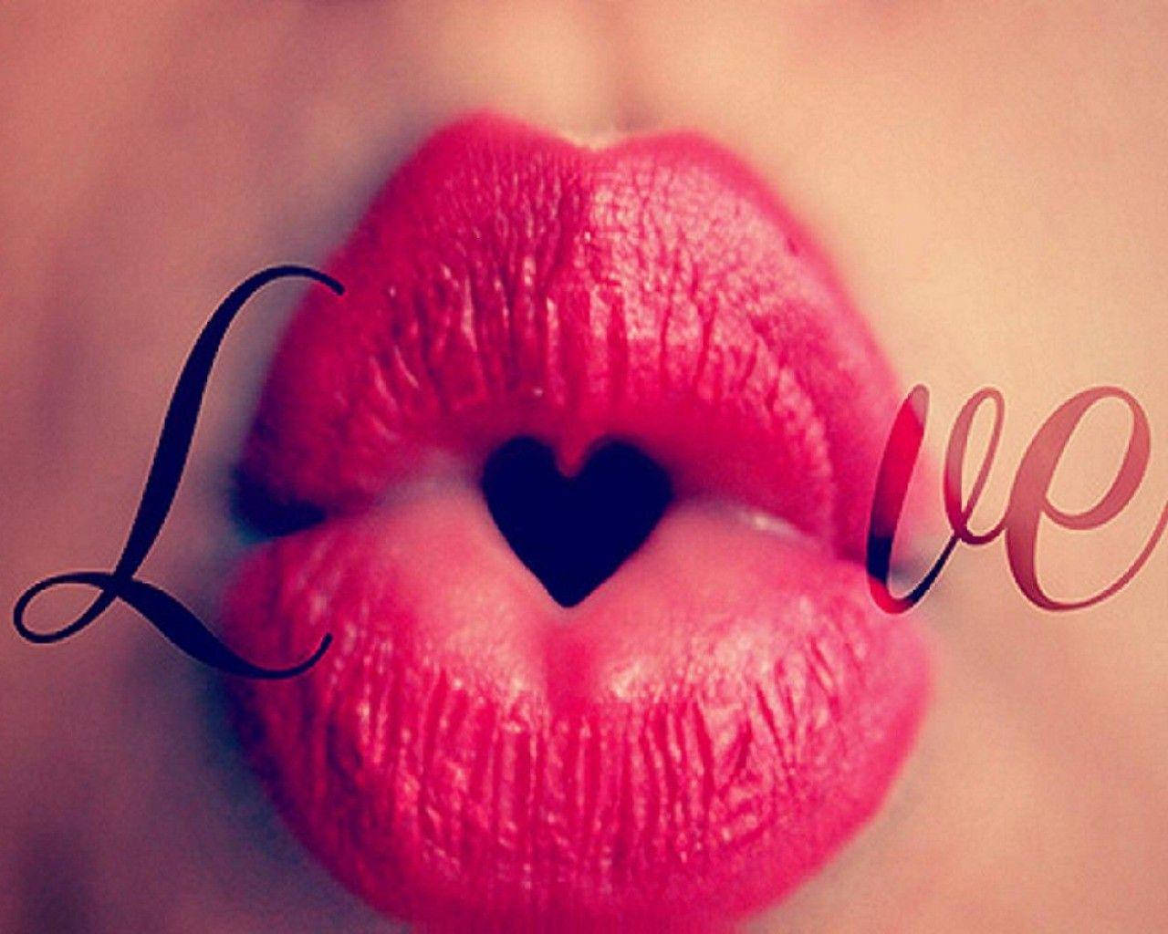 صورة واتساب قلب شفاه