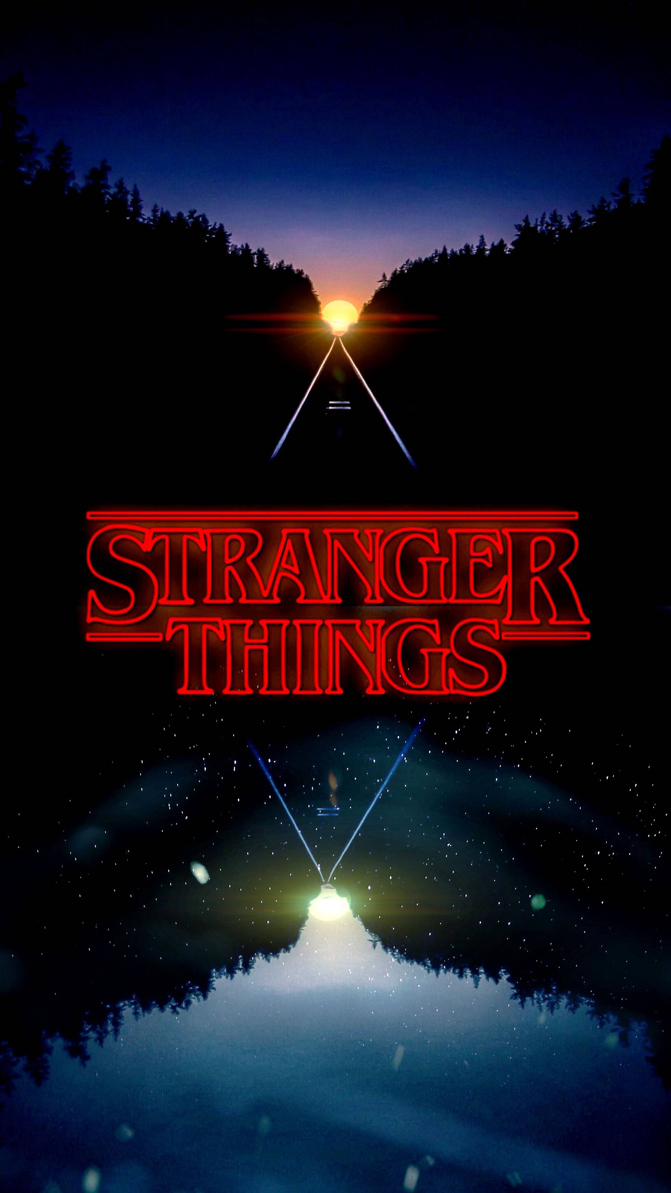 غابة مظلمة صامتة لطيفة من Stranger Things خلفية