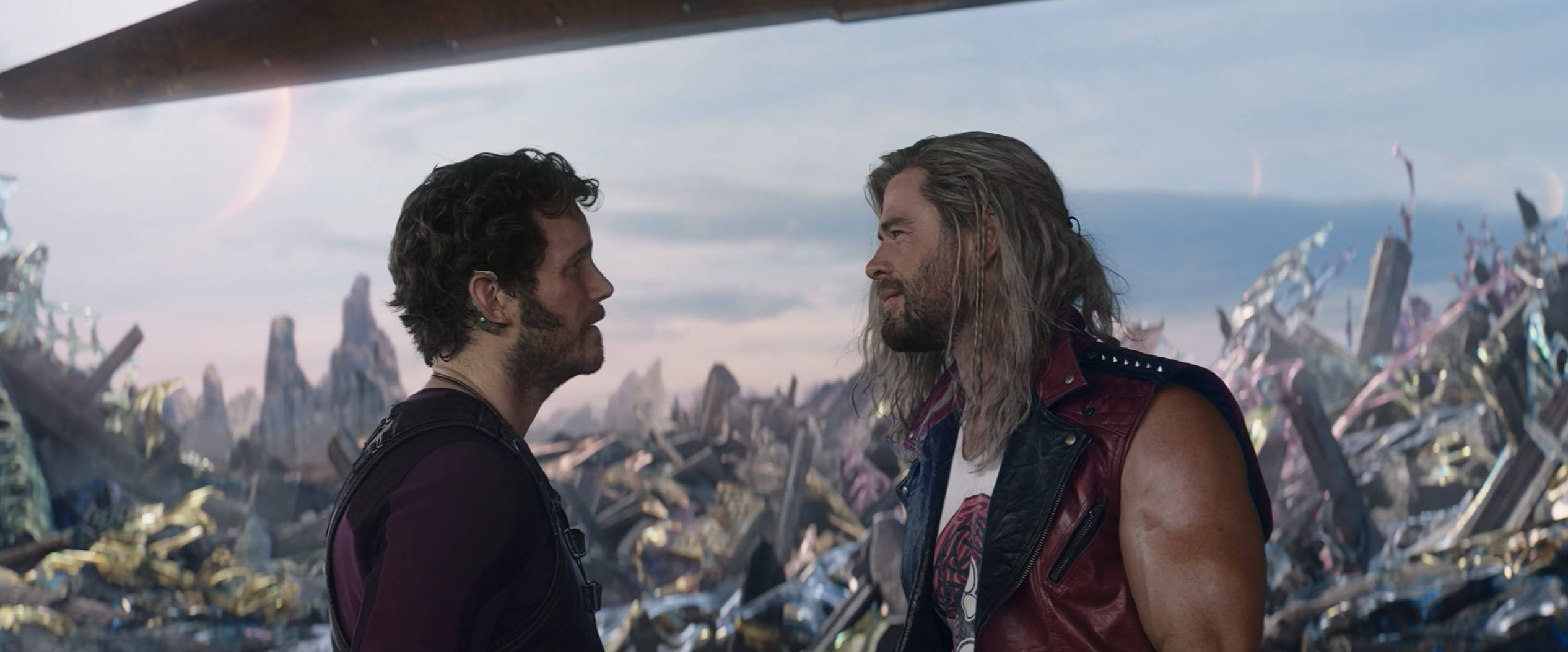 لحظة مضحكة من فيلم Thor Love and Thunder خلفية