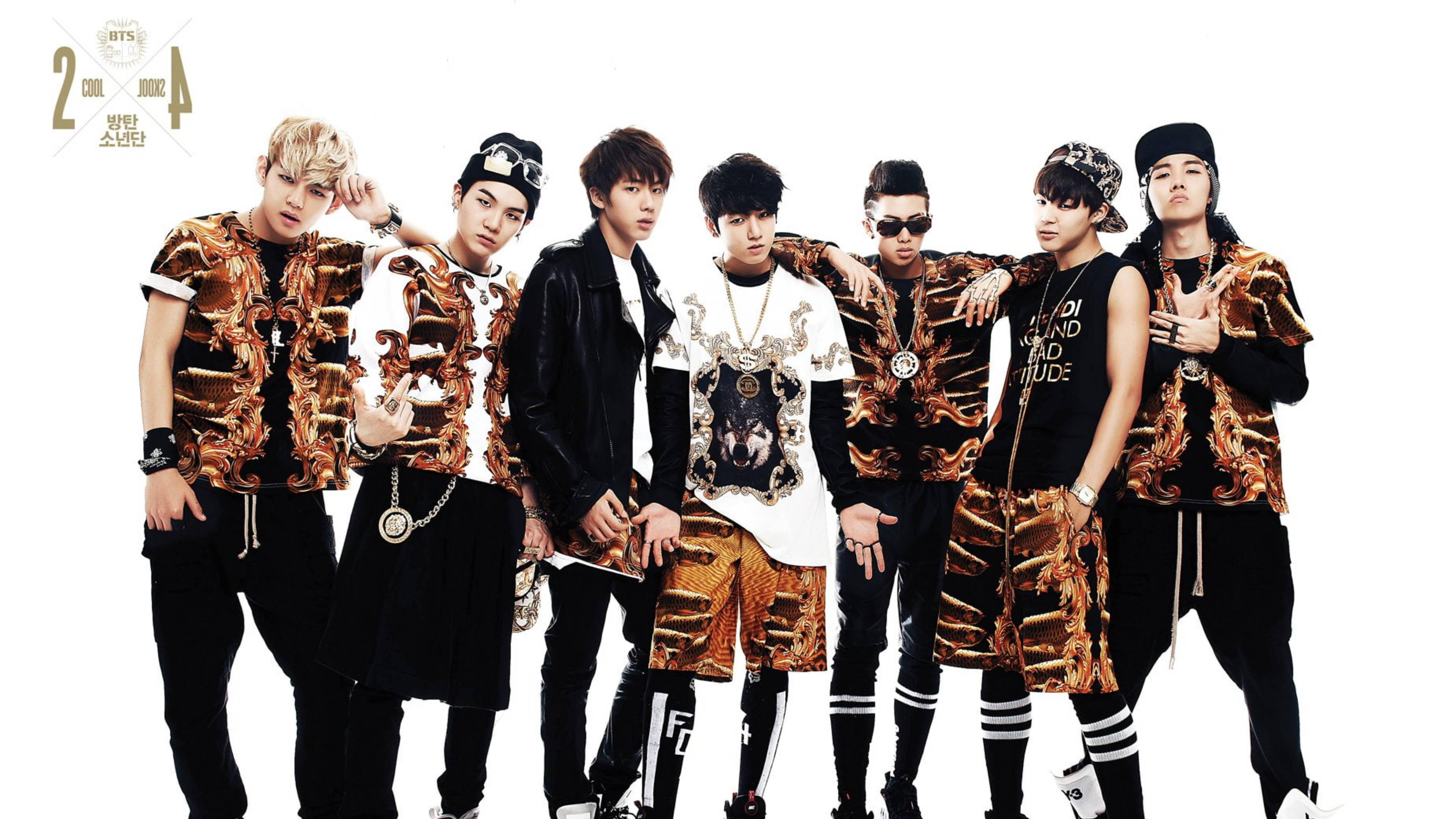ملابس MV رائعة لابتوب BTS خلفية