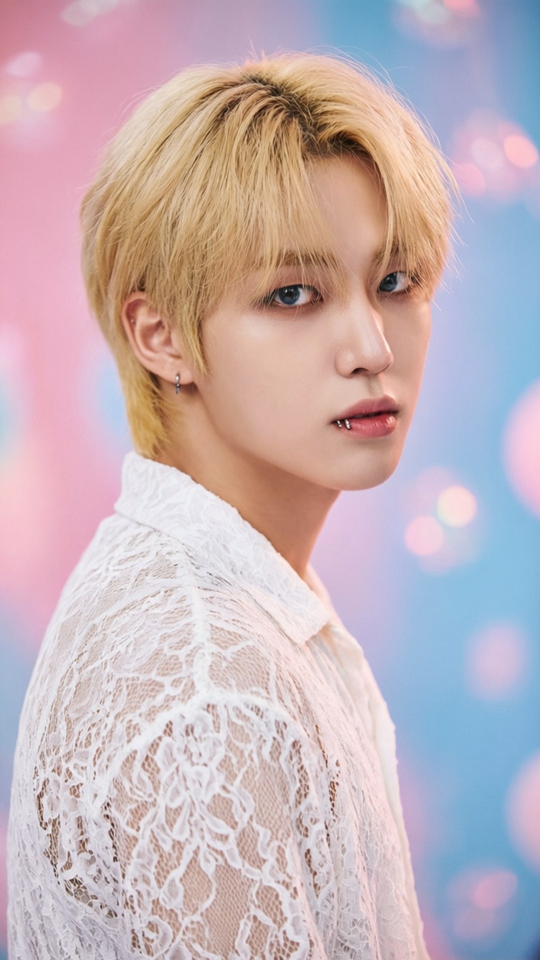 نظرة هيونجين الأشقر خلفية