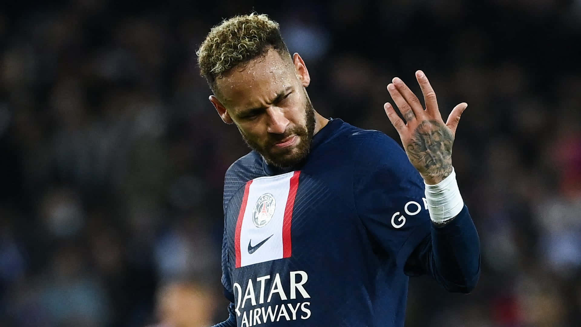 نيمار يستعد لمباراته القادمة خلفية
