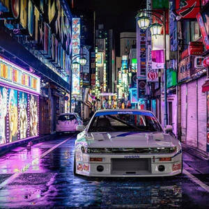 سيارات JDM في شارع جانبي ملون