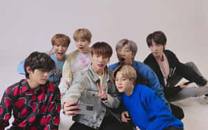 صور سيلفي — صورة جماعية لفرقة bts متحركة خلفية
