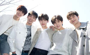 nuest — Kpop GIF خلفية