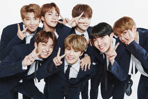 لابتوب رائع بإشارة السلام BTS — جمالية bts خلفية